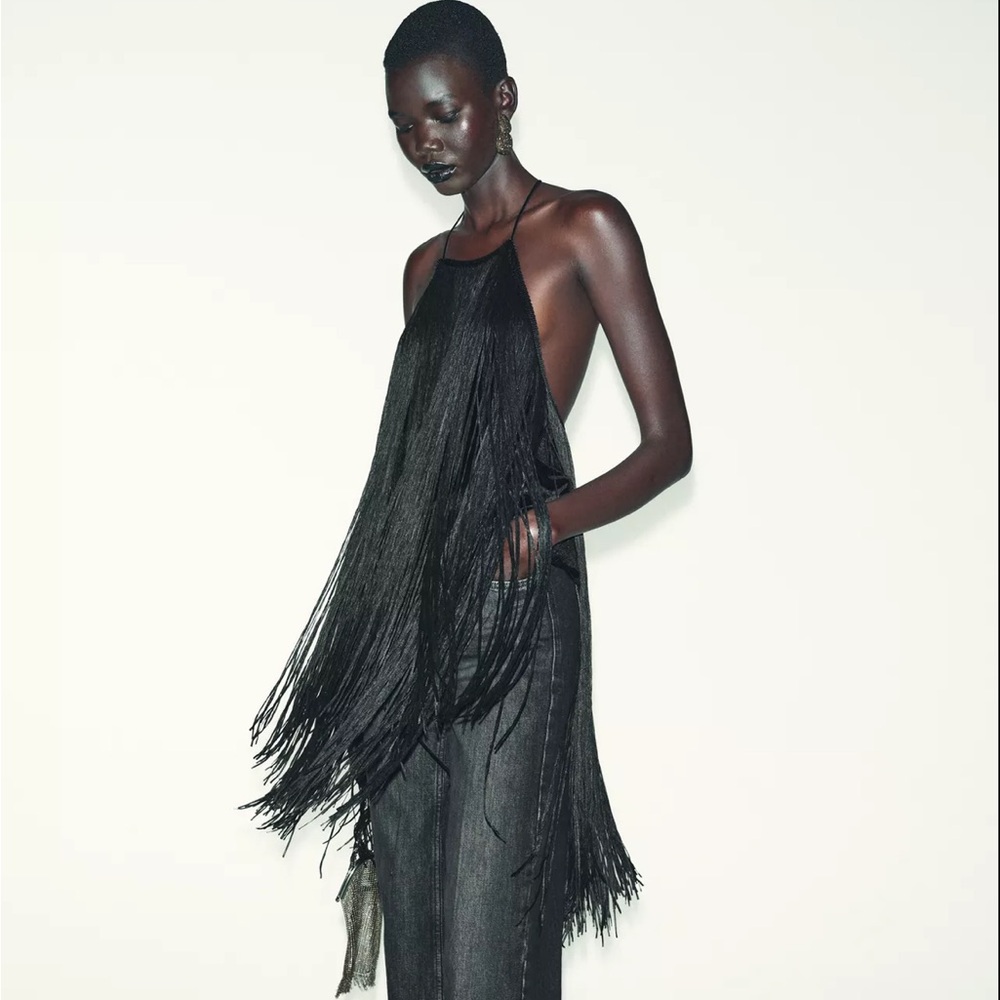 **SOLD** NWT ZARA FRINGED VELVET HALTER TOP. Size M